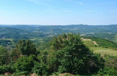 Building land 761 m² for a villa with a pool – Grimalda