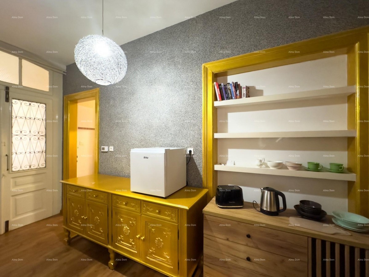 Prodaja stana u centru s 4 stambene jedinice, Pula! 11