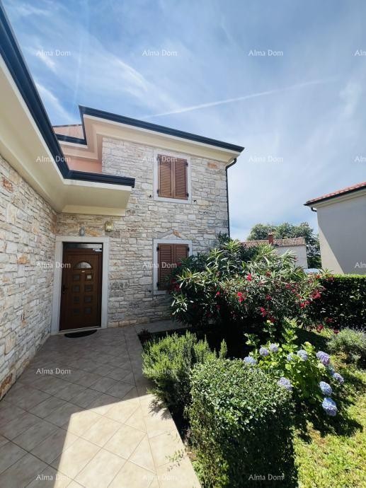 House Bale 9