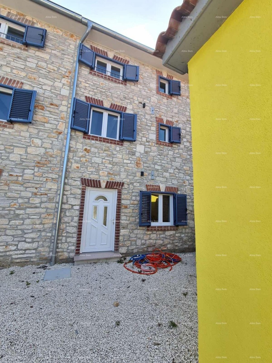 Ristrutturata casa in pietra con piscina – tranquillo villaggio vicino a Svetvinčenat 3