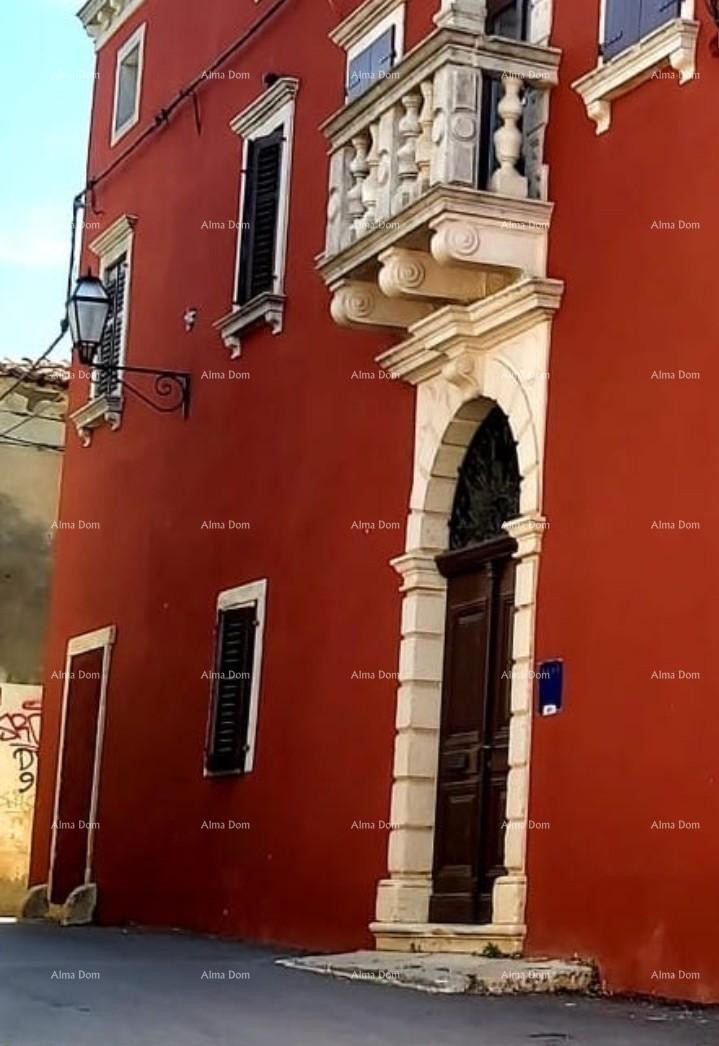 Renovated! Sale of an old villa from the 17th century in Vodnjan. 19