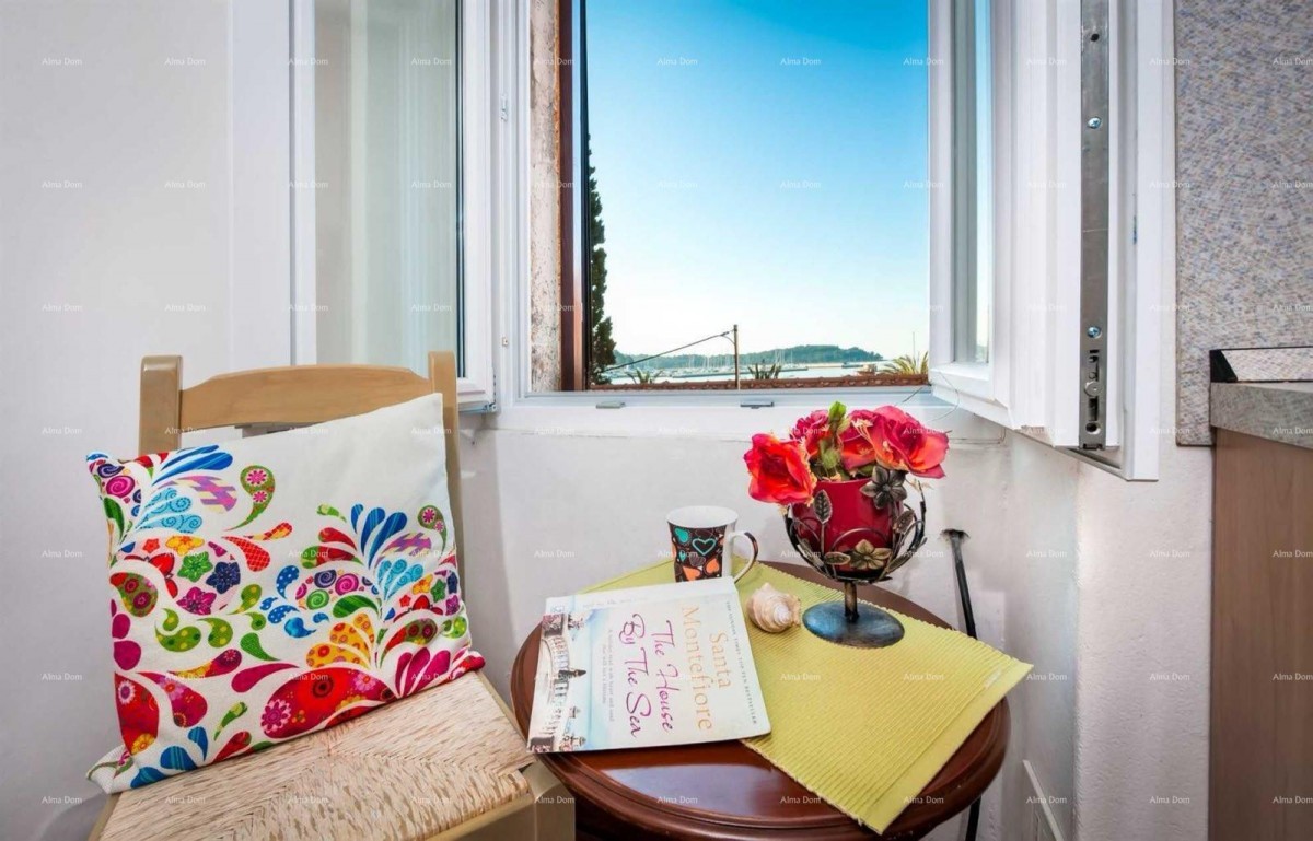 Rovinj – Stan s pogledom na more u samom centru, 50 m od mora 6