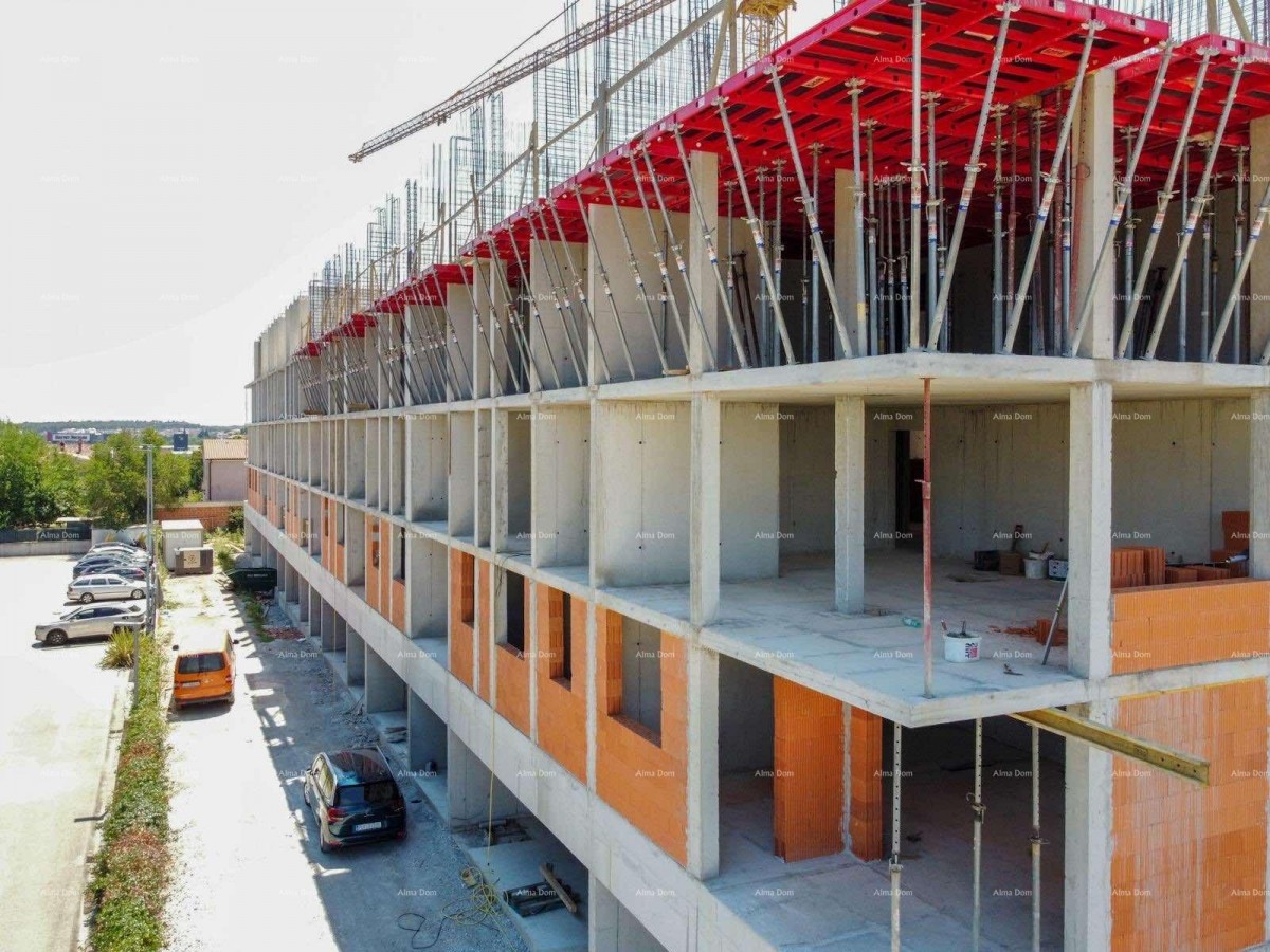 Reserved!!!! Pula! Multi-family, modern building with elevator, near the center. S25 21