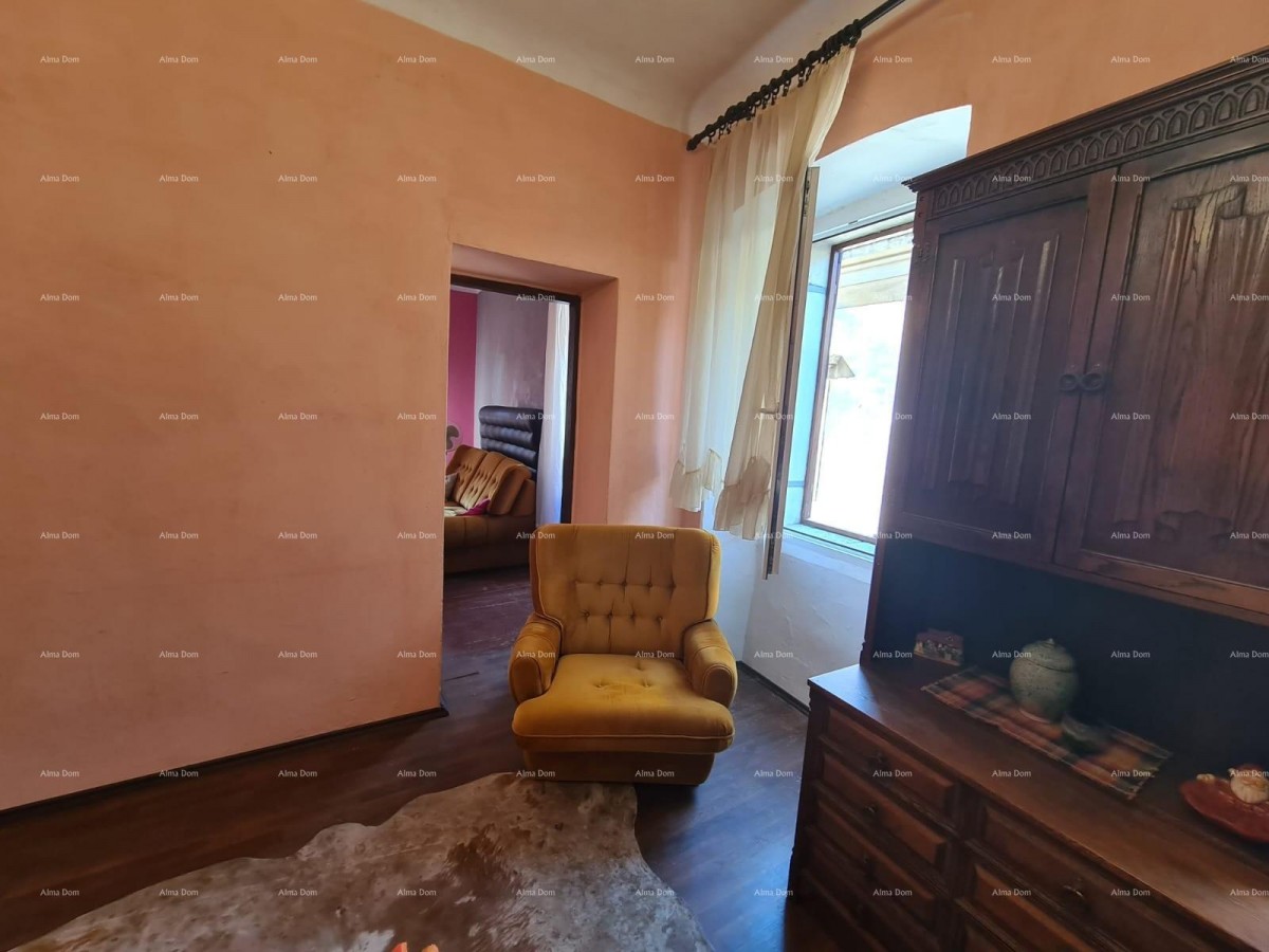 Eccellente appartamento nel cuore della città, Pola. 15