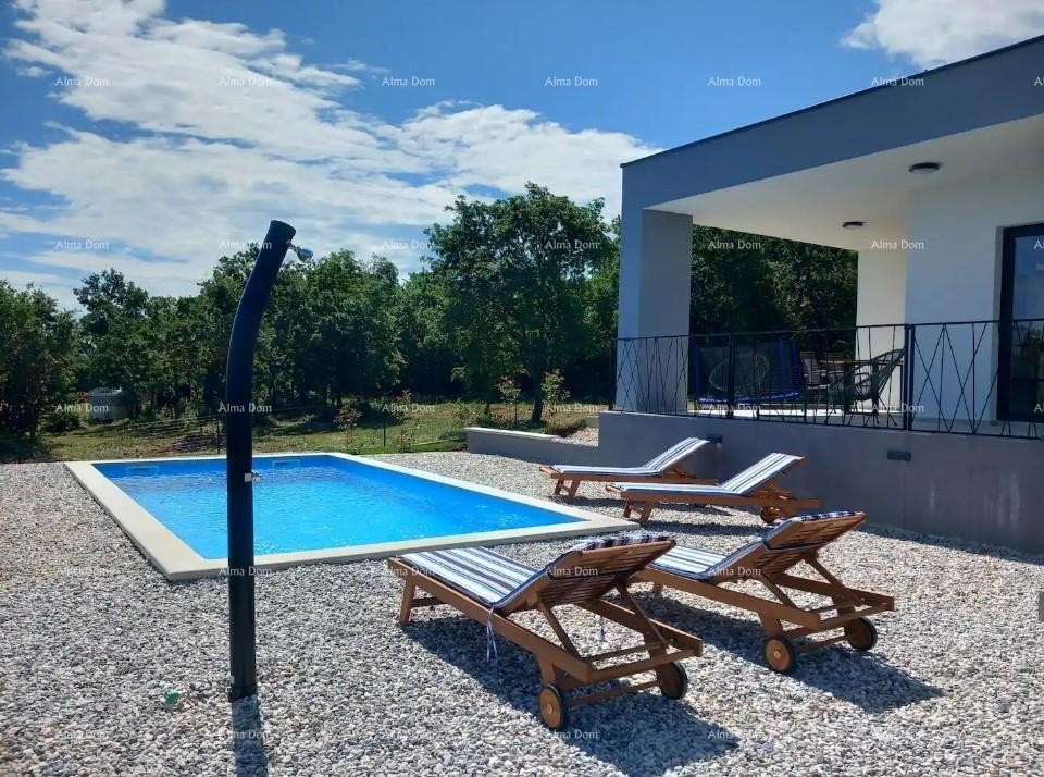 A single-storey house with a swimming pool in the vicinity of Marčana is for sale 3