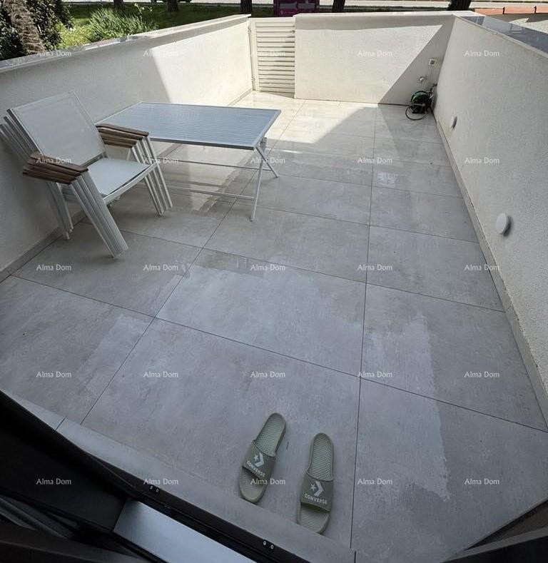 Недавно отремонтированная однокомнатная квартира, Новиград, 350 м от моря 10