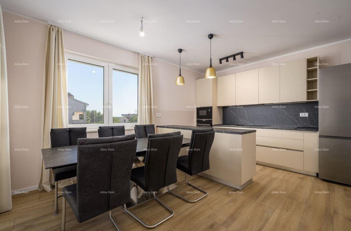 Prodaja stana, Poreč 14