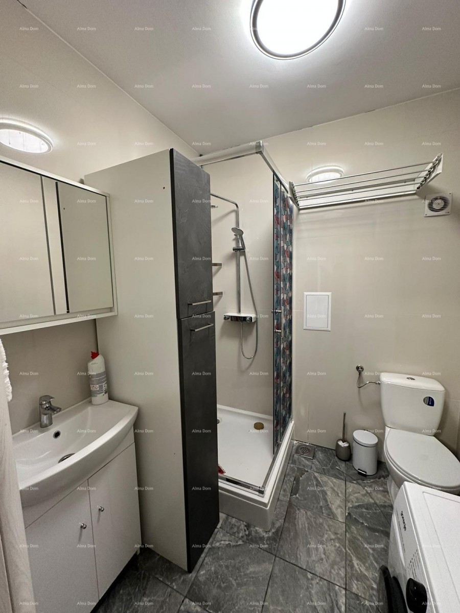 Pula, center – fully renovated apartment, 49.33 m², two bedrooms 8