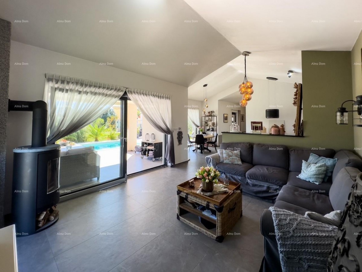 TWO HOUSES FOR SALE! Exclusive sale! 16