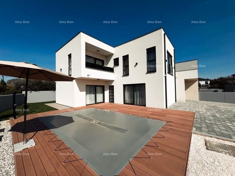 A newly built, modern two-story house with a swimming pool near the sea, Pomer! 1