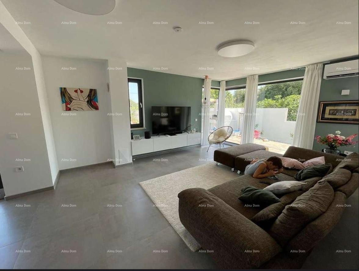 Современная вилла в Истрии с видом на море, крытой террасой и ухоженным садом – 800 м от пляжа 5