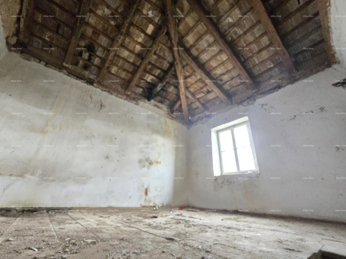 Galižana –kamena kuće s građevinskim zemljištem i šternom 13