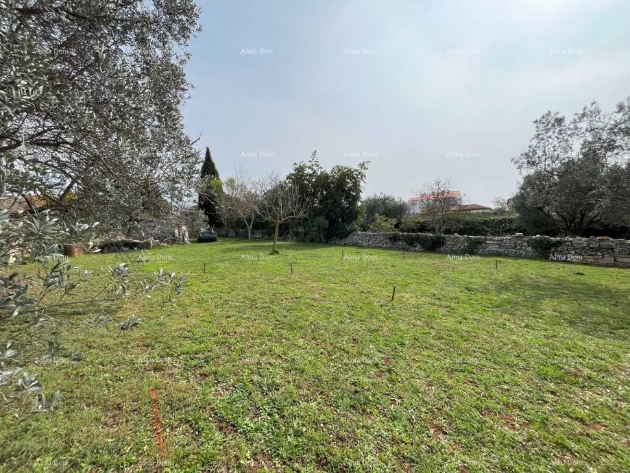 Перой, земельный участок площадью 1336 м² 2