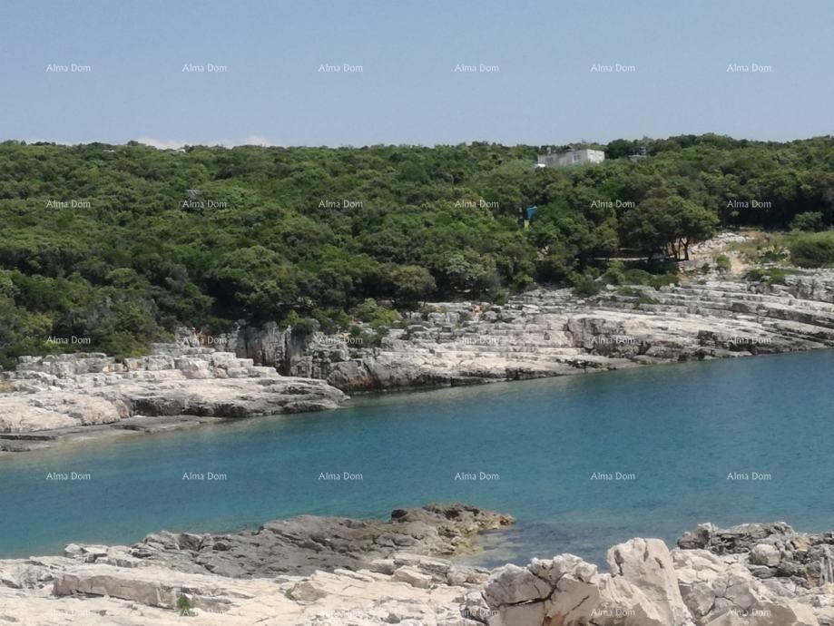 Продажа земли под застройку в Кавране, Марчана 2