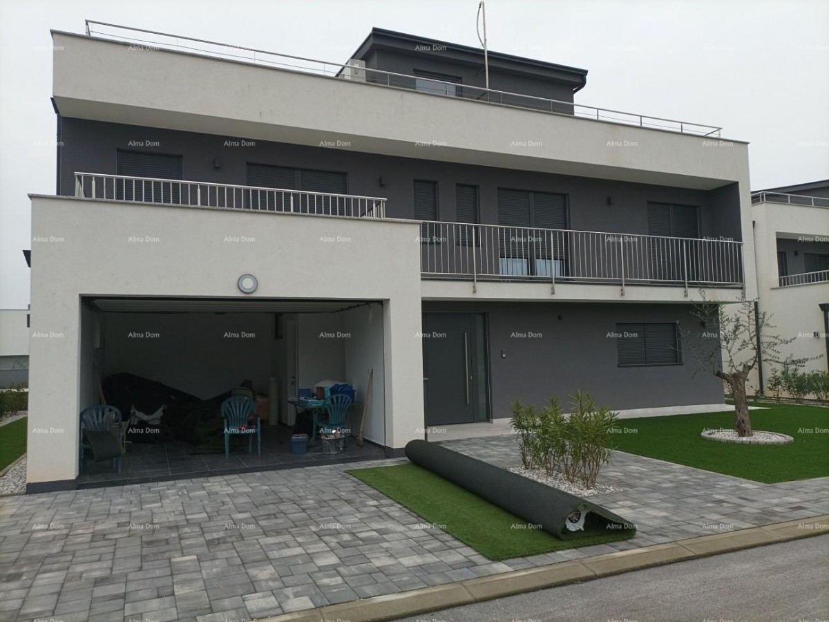 Moderní rekreační vila v uzavřeném komplexu s vilami na pobřeží moře. 5