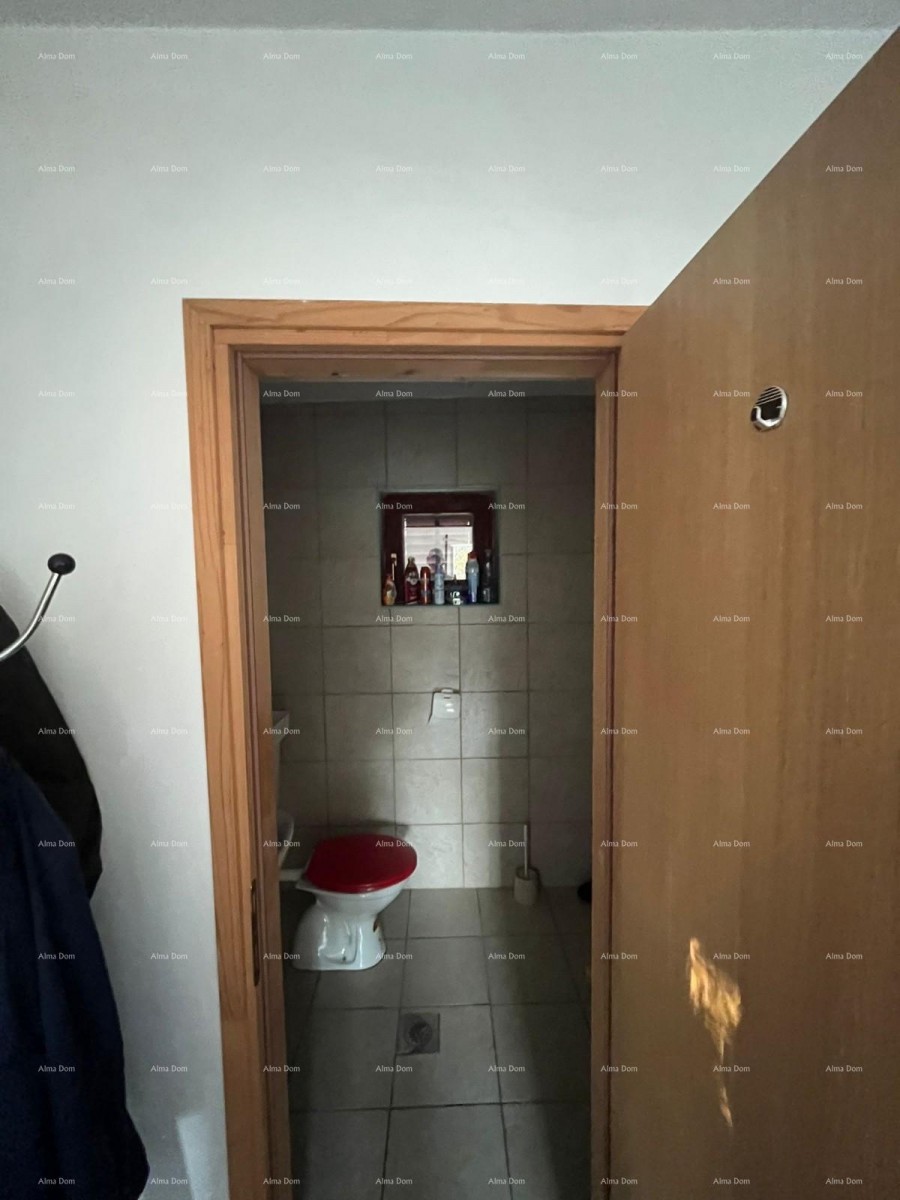 For sale: Detached house in Fažana. 12