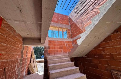 Nuovo progetto, Barbariga! Appartamento con giardino e parcheggio a 500 m dal mare