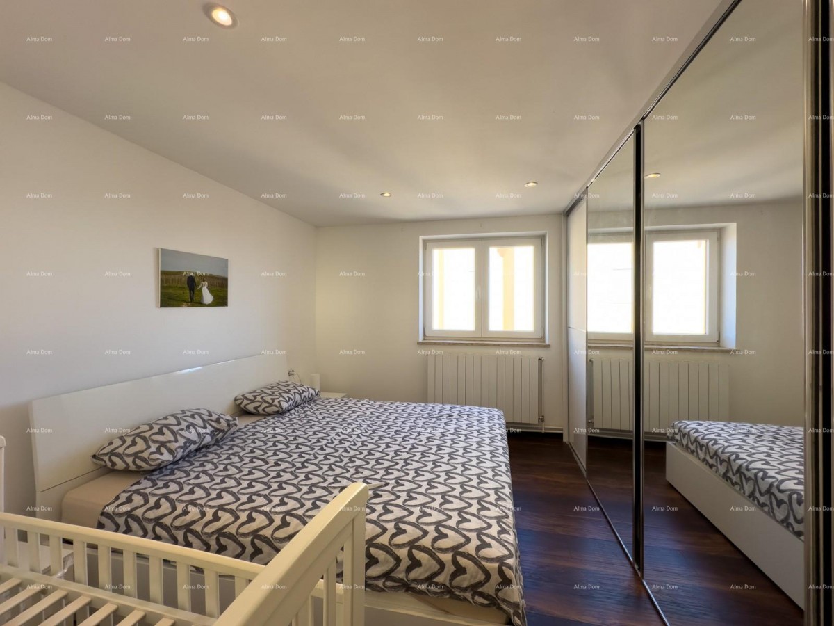 We are selling an apartment with a sea view! 9