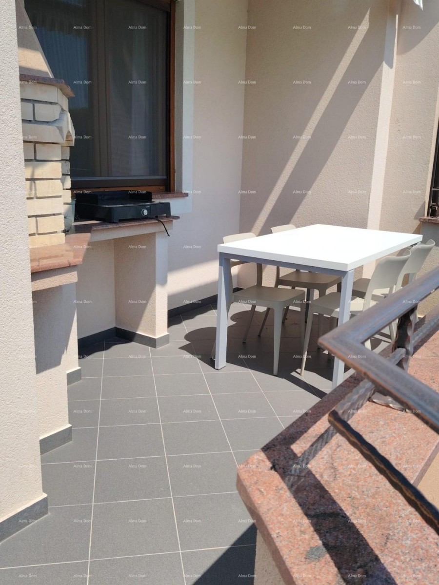 Three-bedroom apartment right by the sea, Premantura 16