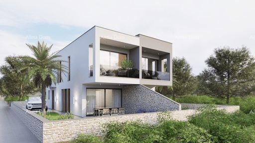 Duplex hiša s bazenom! S 2 4