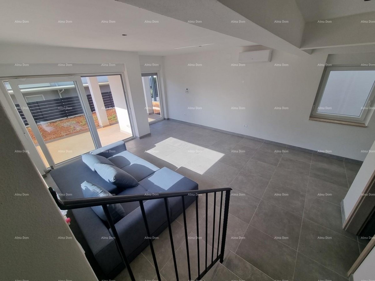 Modern duplex house with a rooftop terrace and panoramic sea view. 13