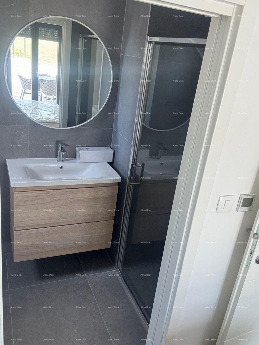 Vendita - casa bifamiliare con piscina riscaldata, nei dintorni di Poreč! 8