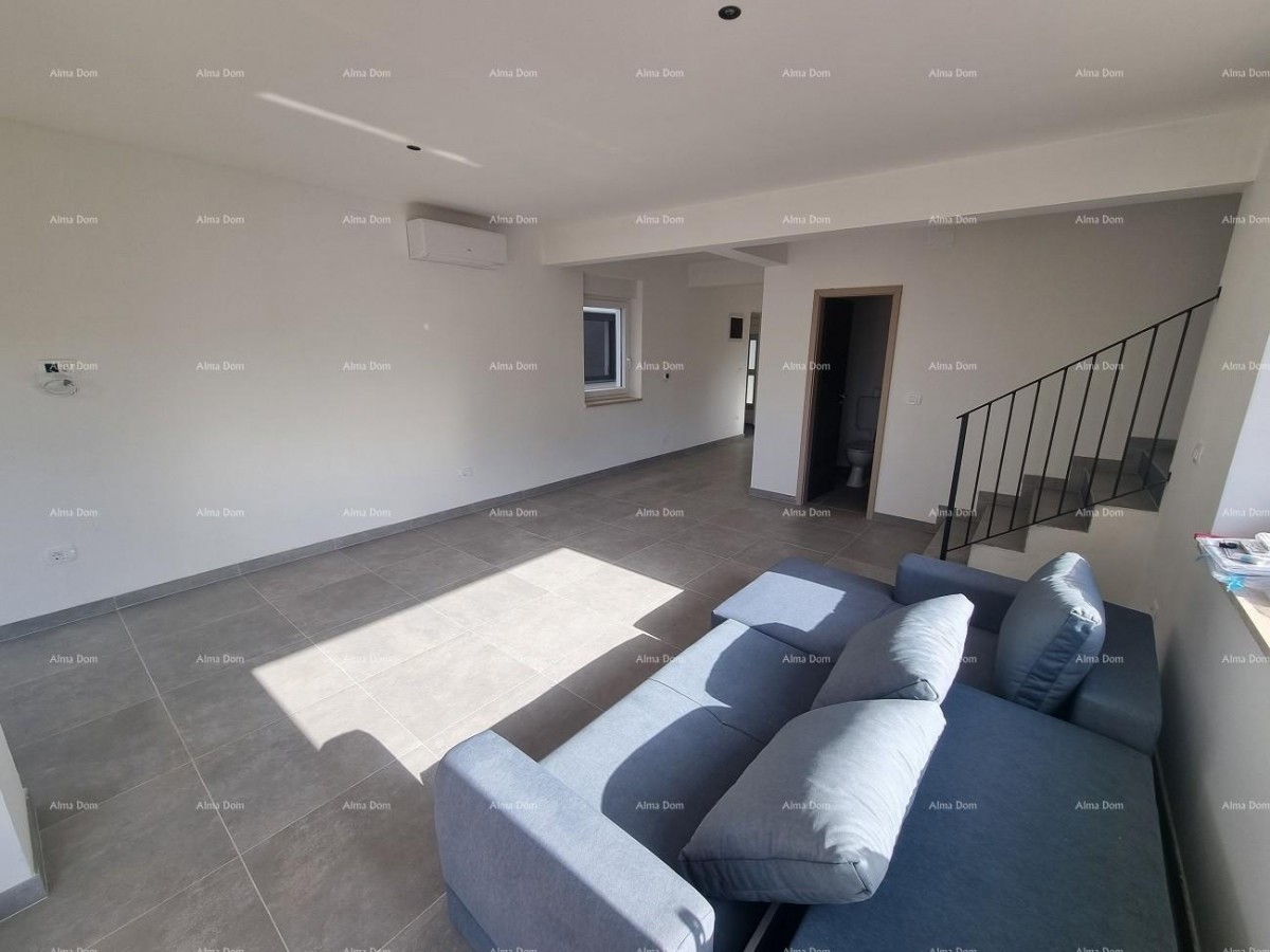 Modern duplex house with a rooftop terrace and panoramic sea view. 9