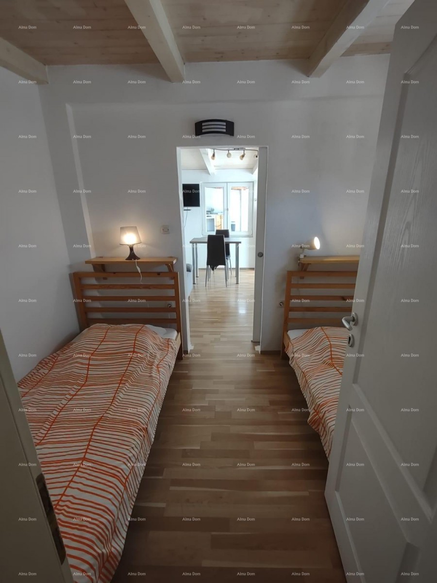 PULA - hiša na odlični lokaciji (2 ločena prostora) 14