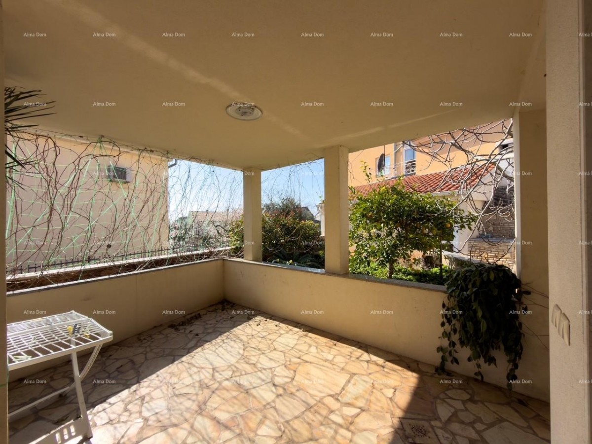 Ližnjan, renovated and fully furnished house with a garage and a cellar 45