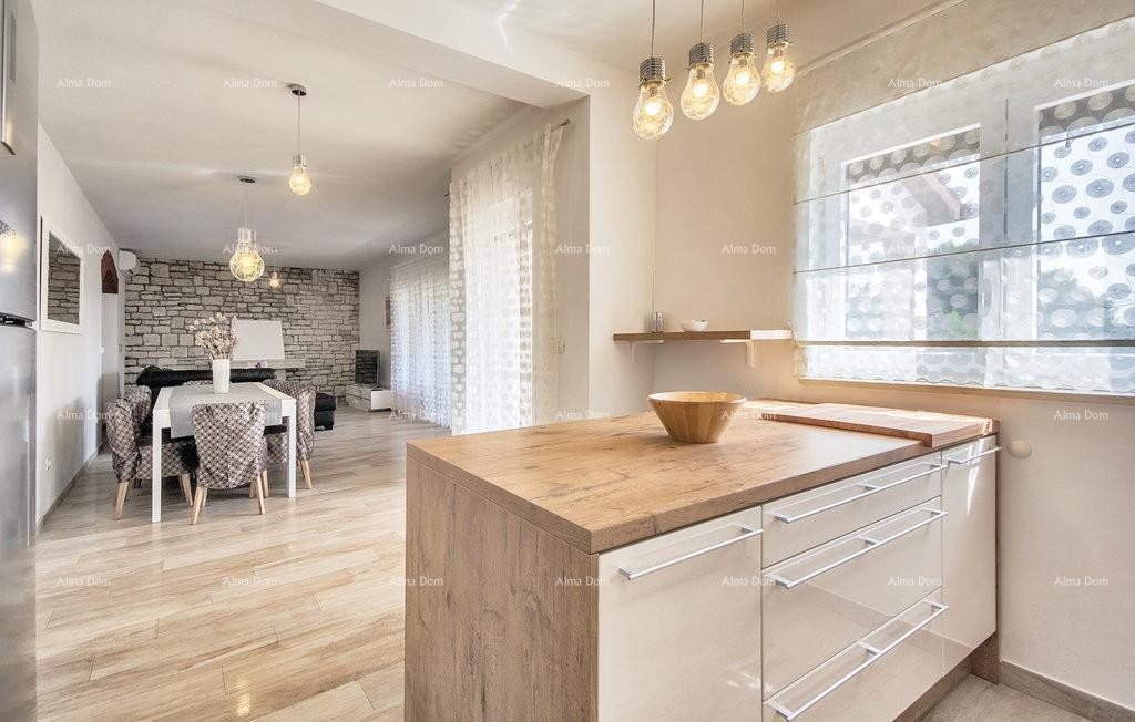 Premantura, samostojeća kuća sa 5 spavaćih soba.Blizina mora . 26