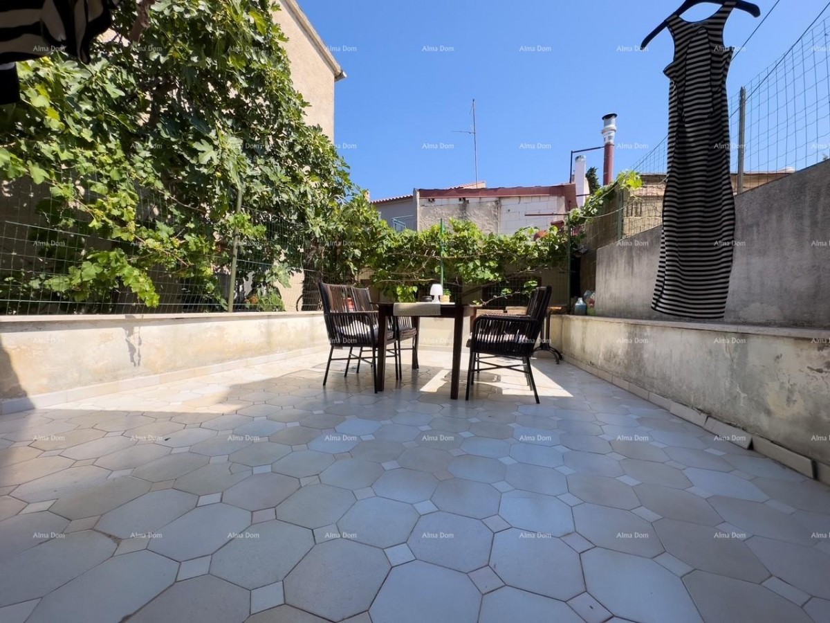 Vendiamo una casa con uffici nel centro di Medolino! 6