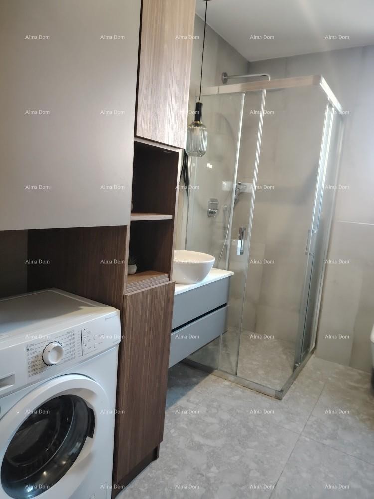 Eccellente appartamento trilocale con giardino e piscina, arredato 16