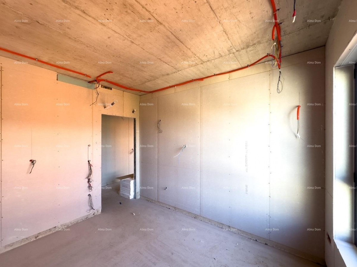 For sale: Apartment on the second floor of a small building! 20