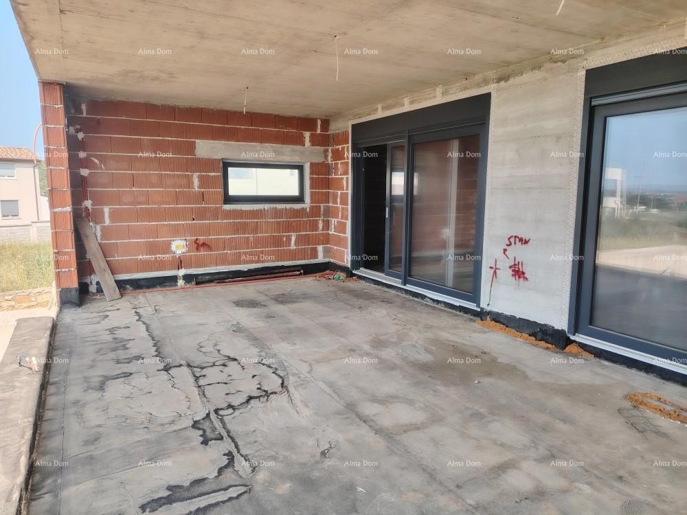 Ližnjan, In vendita fantastico appartamento al piano terra con piscina 2