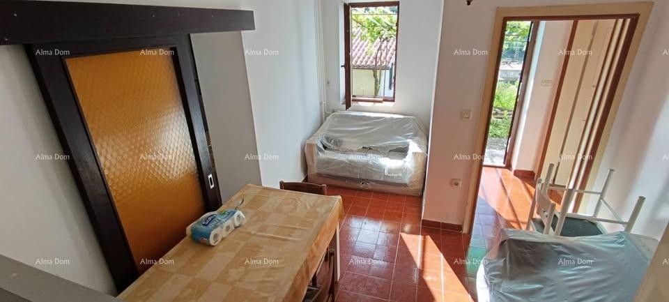 In vendita casa  – Raša 1
