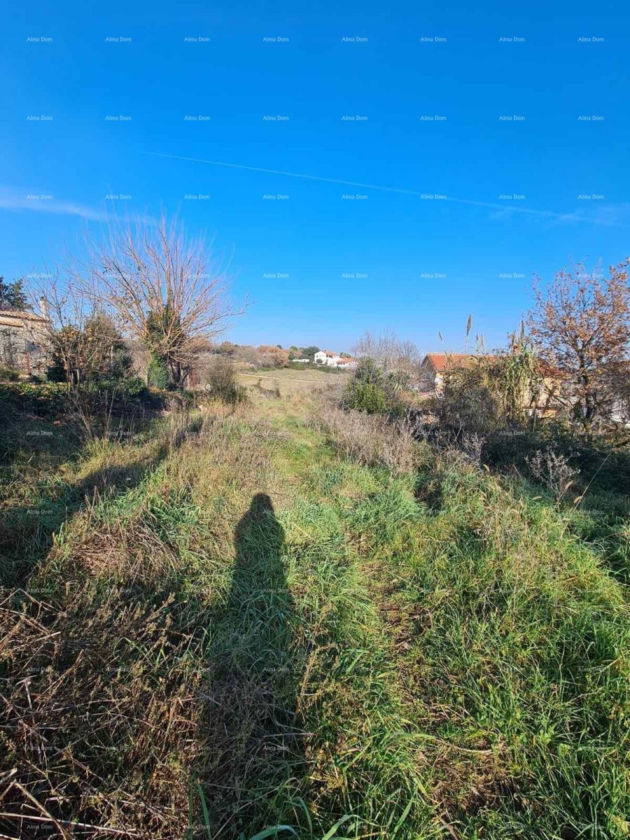 Građevinsko zemljište Vintijan – 800 m2 – uz cestu 2