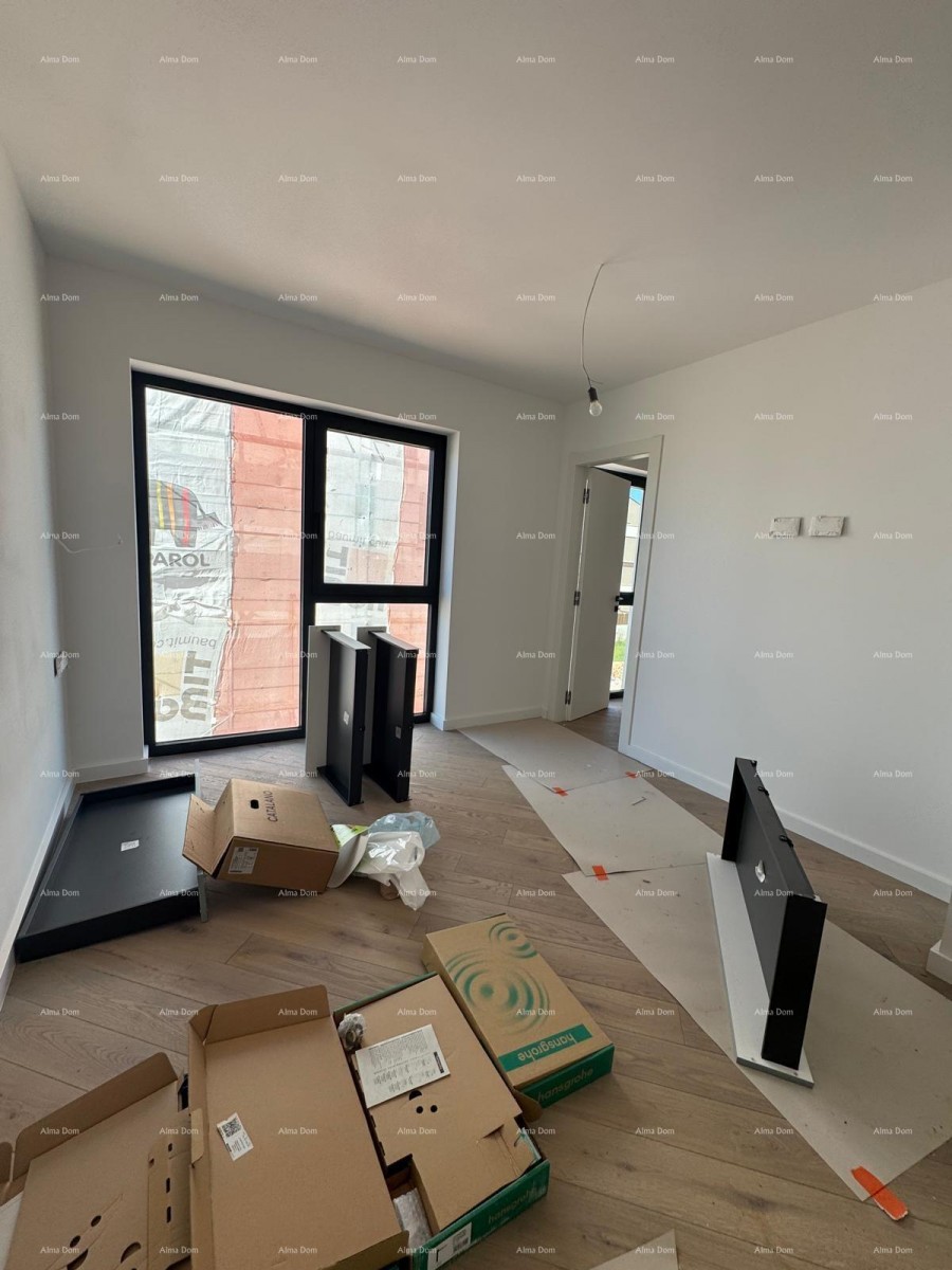 Appartamento in vendita a Rovigno con vista mare 4