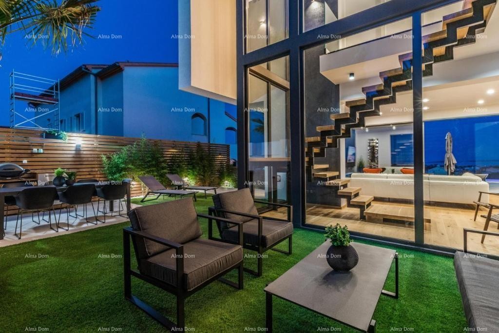 Современная вилла с панорамным видом на море в Медулине! 9