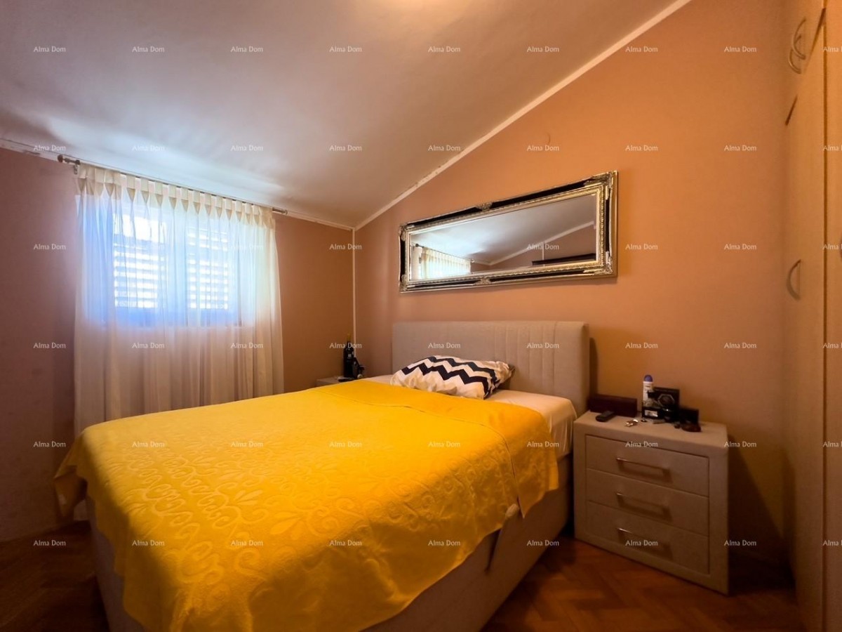 Vendiamo una casa con uffici nel centro di Medolino! 13