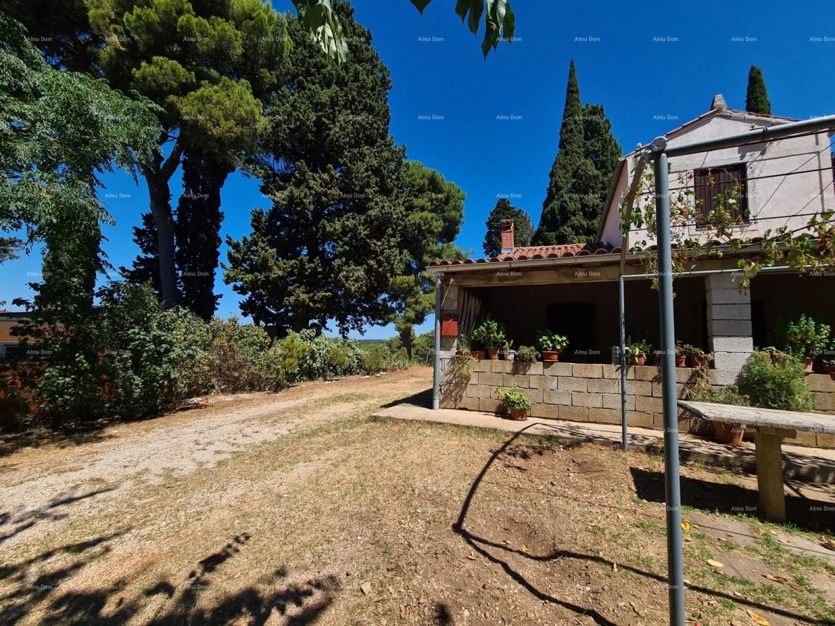 House for renovation with a large plot! Rovinj Porton Biondi. 3