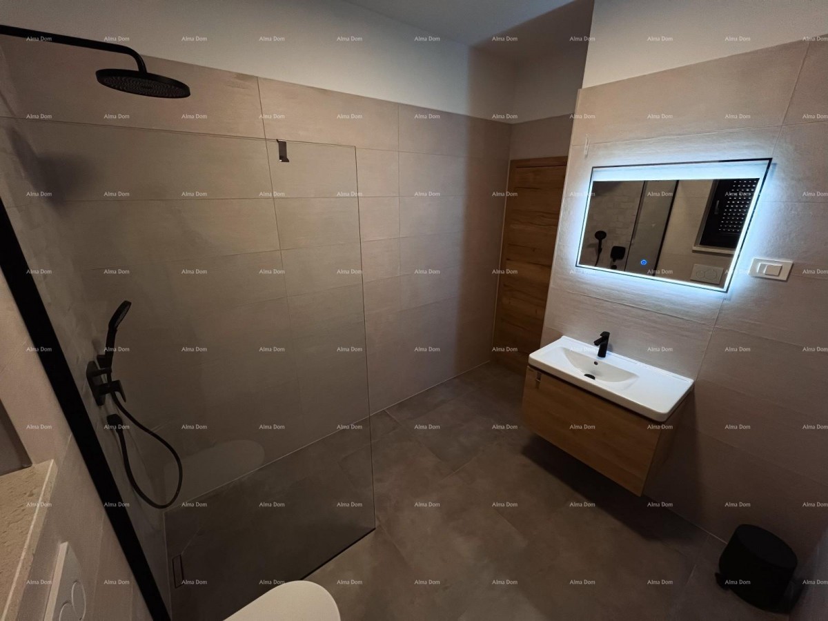 Top lokacija, Pomer! Moderna katnica sa bazenom i jaccuzi-jem! 29