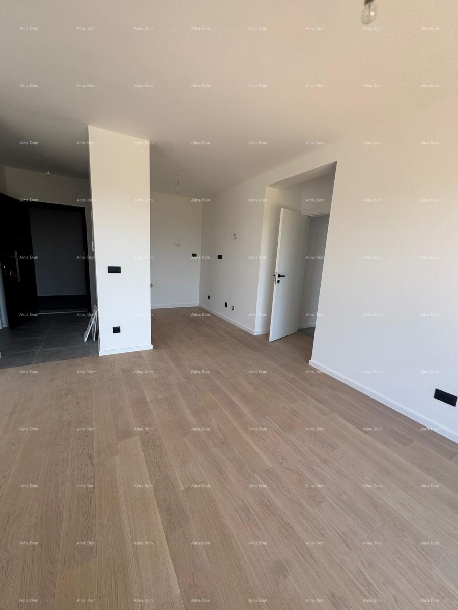 UMAG – New Construction! Apartment in a Modern Residential Complex, 1-08 25