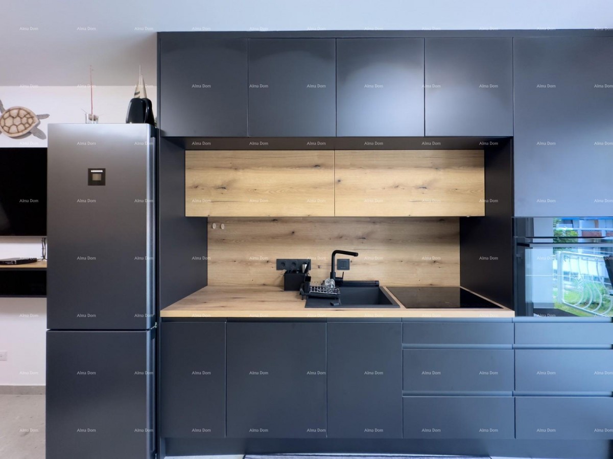 Vendiamo un appartamento completamente ristrutturato a Duga Uvala! 12