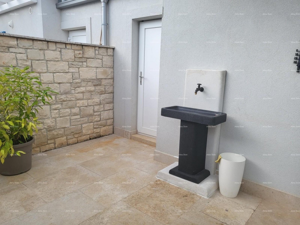 Cittanova, casa a un piano con piscina 13