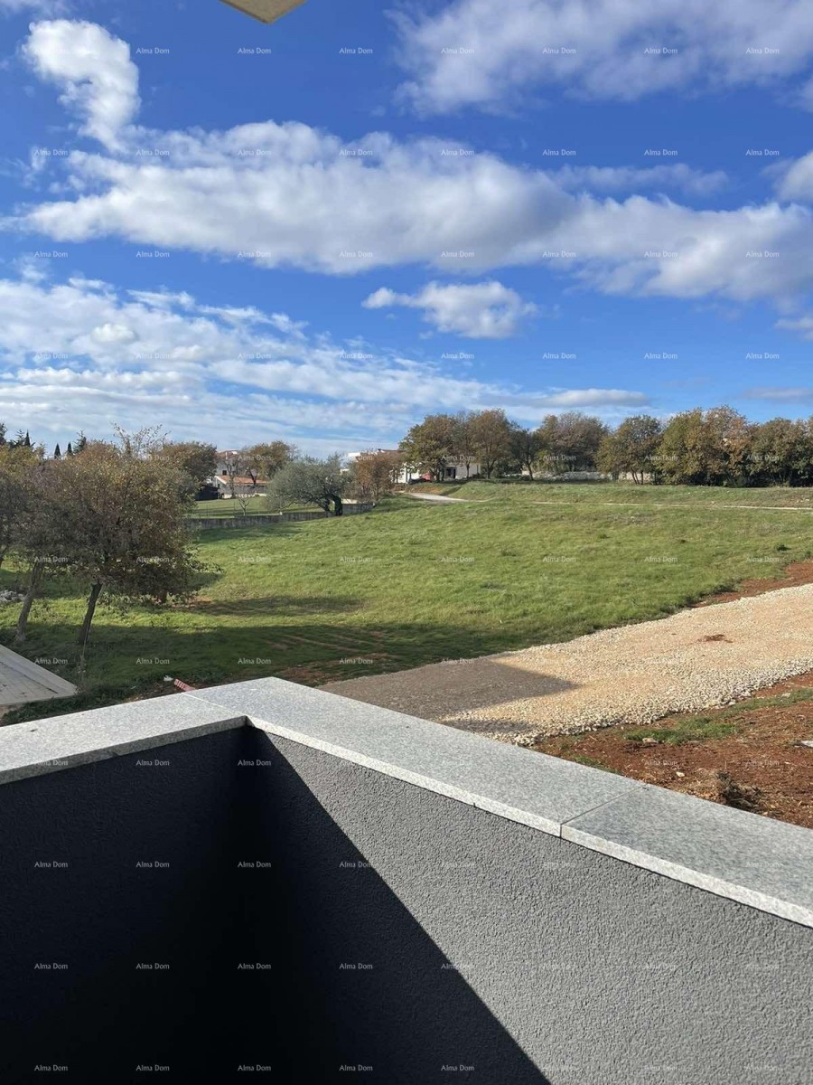 Продается дом с тремя квартирами в Медулине 9