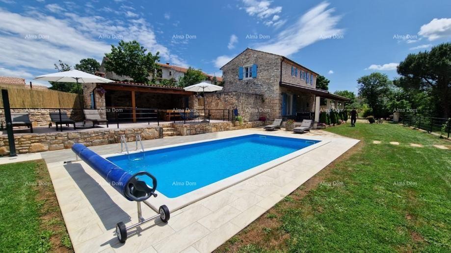 Sveti Lovreč, splendida villa in pietra con ampio giardino 3
