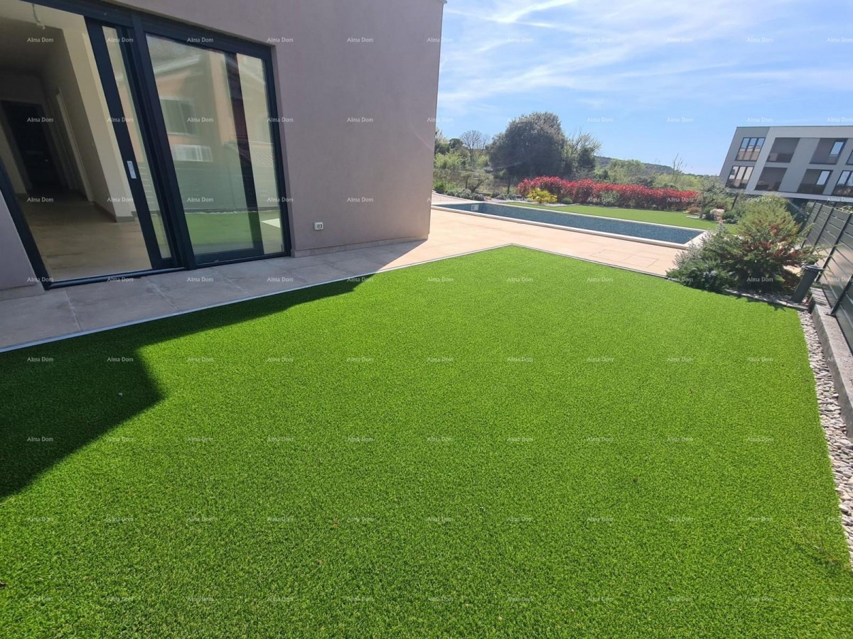 Modern oasis with a pool and private garden in Banjole 32