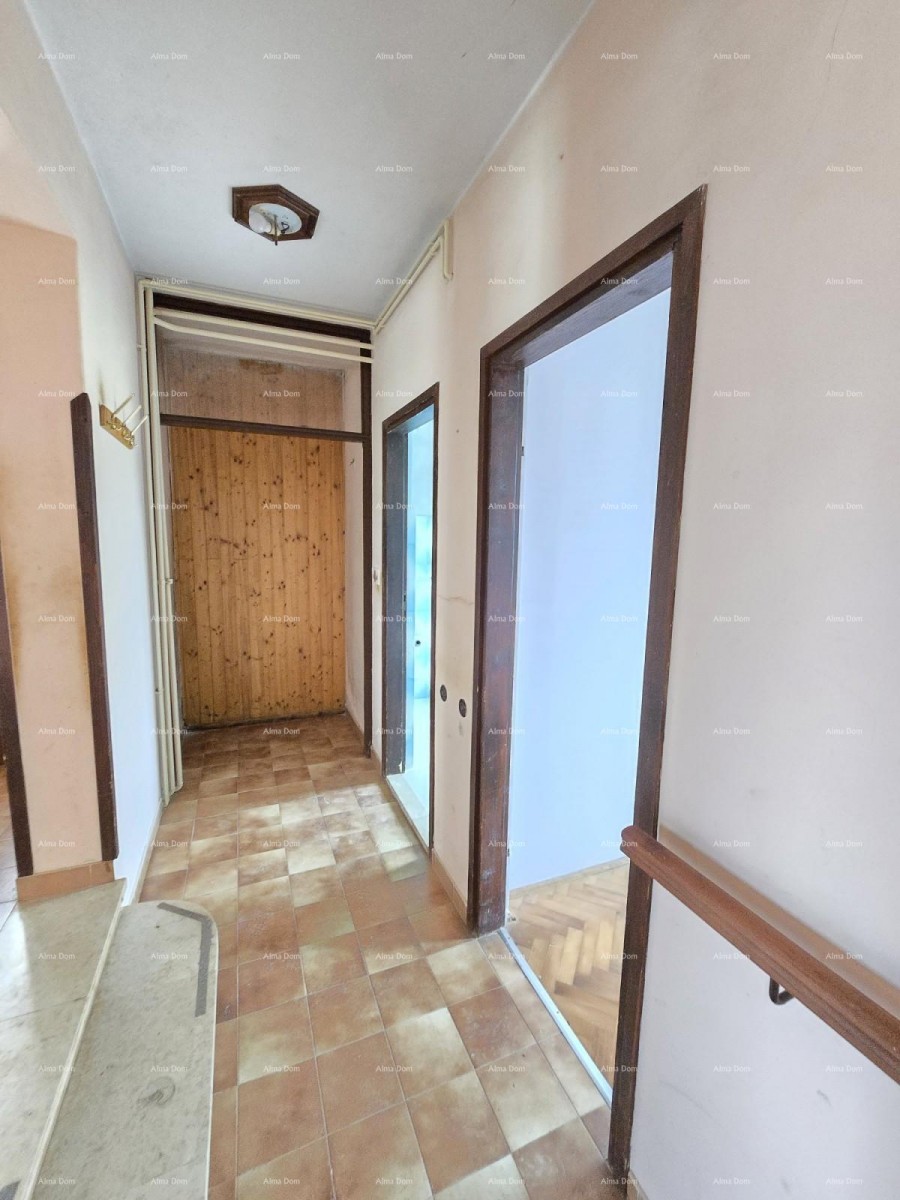 Casa spaziosa vicino a Pola! Due appartamenti - 2500 m² di terreno! 10
