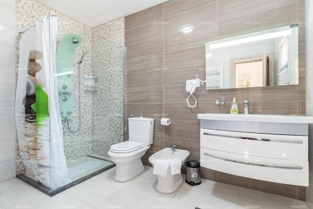 Medulin, stan sa bazenom. 10