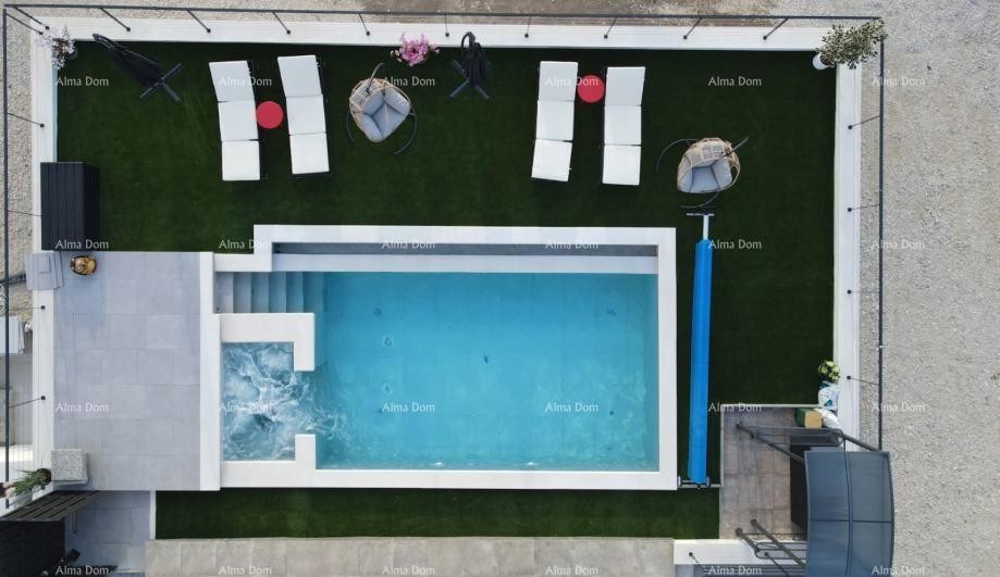 Grimalda, Luxury Villa with Pool and Wellness 4